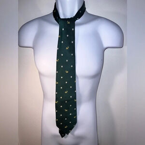 Chase Cult, 100% silk, dog novelty print tie. 1.25”-3.5”WX 57”L